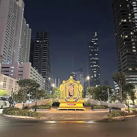 Hotei Park Silom-Surawong