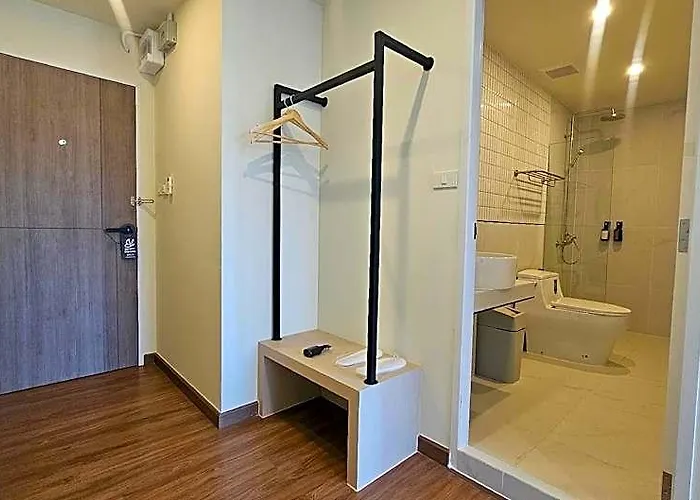 Hotei Park Silom-surawong Hotel 3*