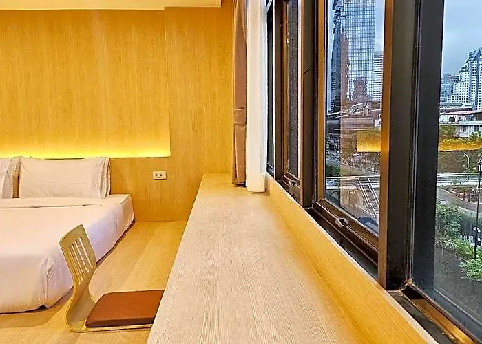 Hotei Park Silom-surawong Hotel 3*