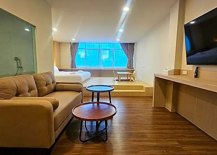 Hotei Park Silom-surawong