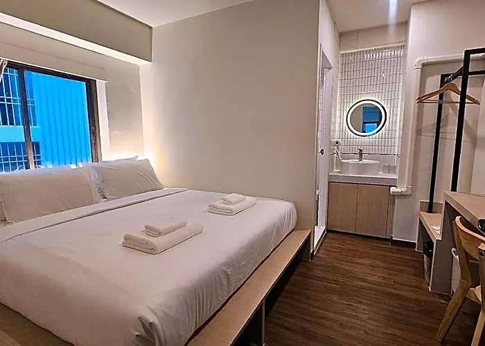 Hotei Park Silom-surawong 3*